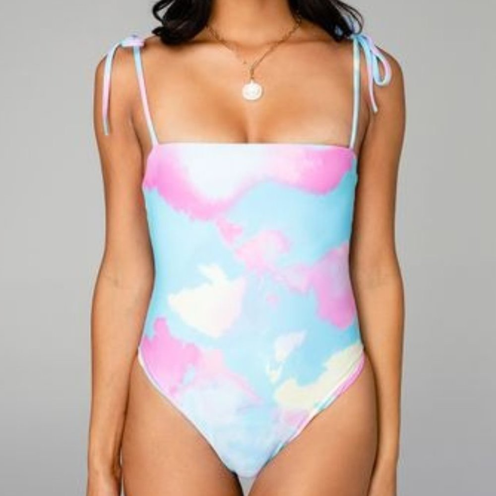 NWT BuddyLove Bora Bora Square Neck One Piece Swimsuit, Groovy, Small, Tie-Dye